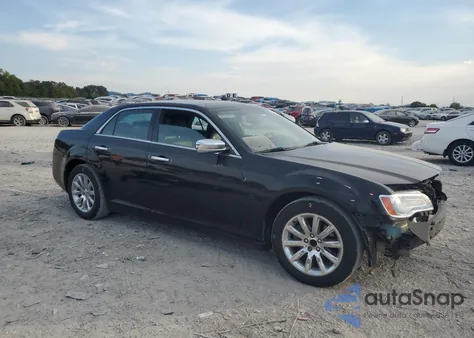 2012 Chrysler 300 Limited z USA, uszkodzony, nr VIN 2C3CCACG0CH245341